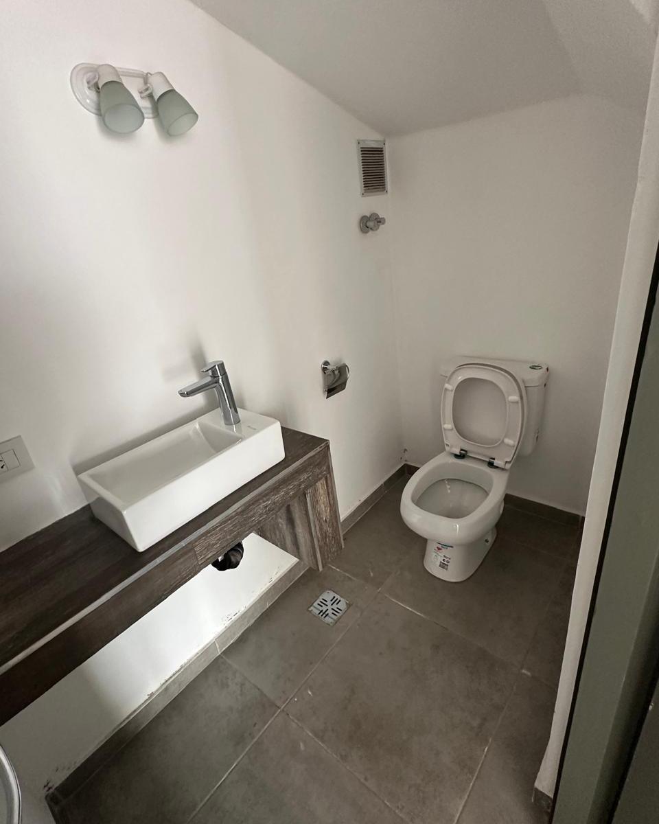 Venta Casa (Duplex) a Estrenar en Barrio Sol Andino II 4