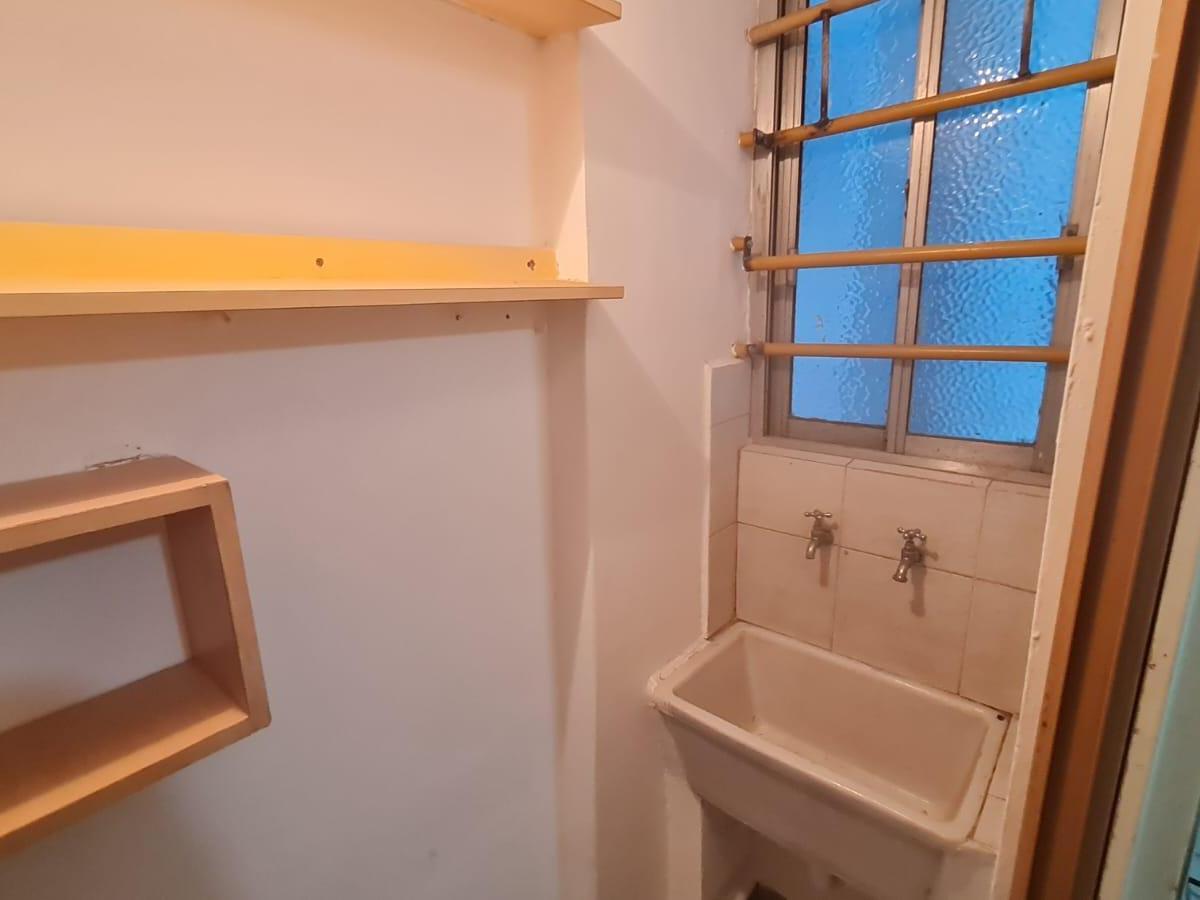 Foto de DEPARTAMENTO 3 AMBIENTES CON COCHERA SOBRE BEIRO, imagen 4