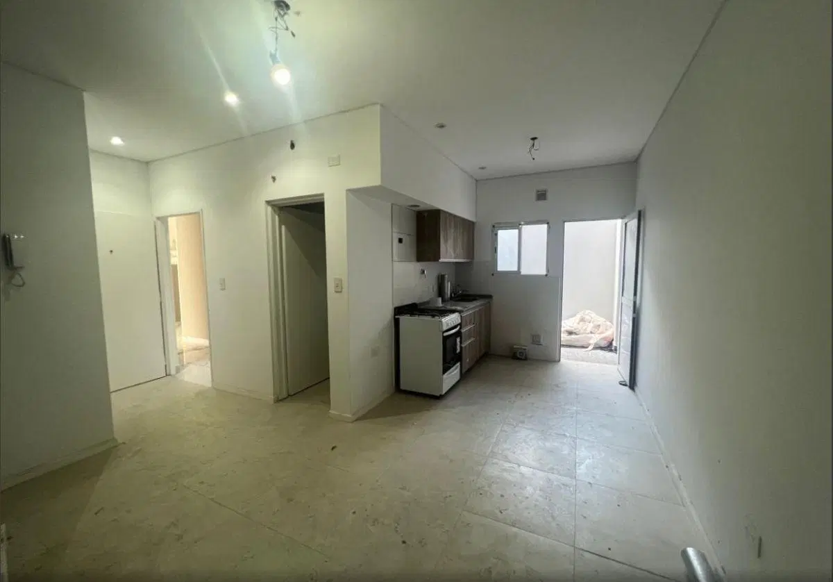 Alquiler – Departamento 2 Ambientes con Patio | Martín Coronado 5