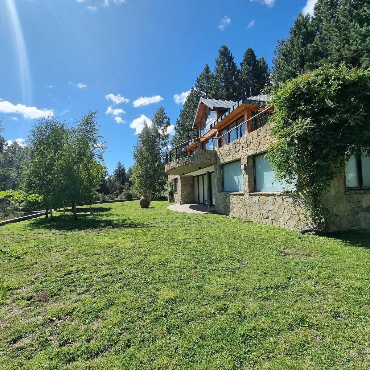 Venta Casa Principal Quincho Casa Cuidador 760 m² Lote 18.000 m² Chapelco Golf San Martin de Los Andes 4