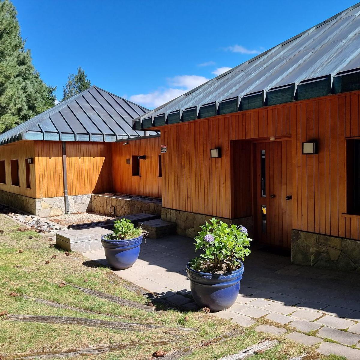 Venta Casa Principal Quincho Casa Cuidador 760 m² Lote 18.000 m² Chapelco Golf San Martin de Los Andes 2
