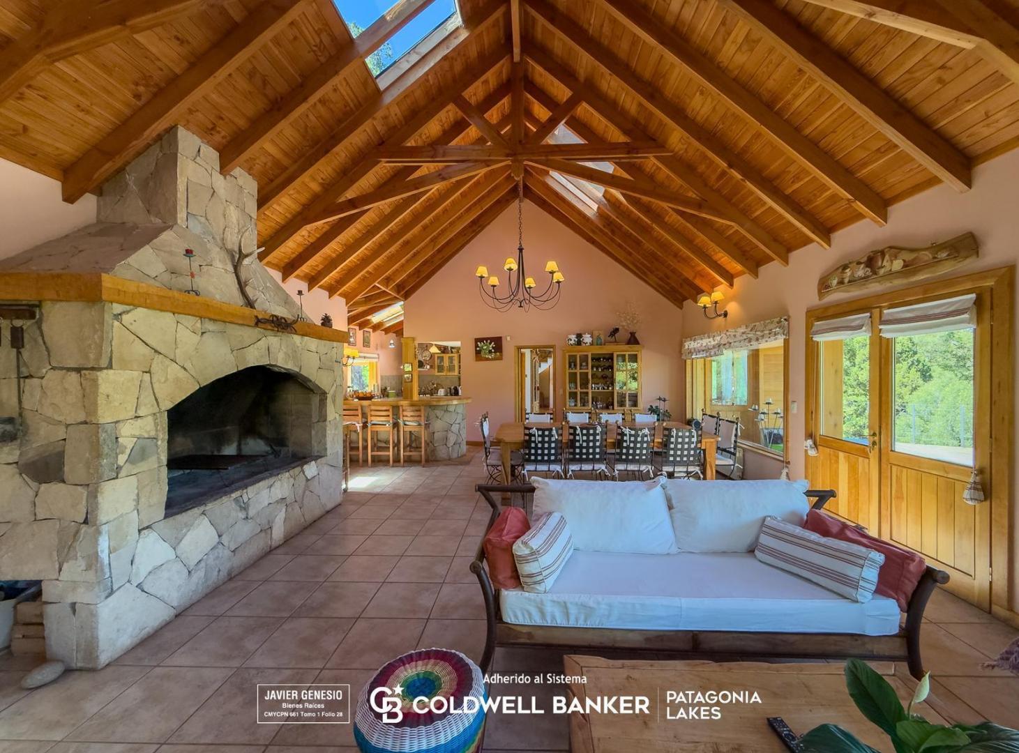 Foto de VENTA Casa de 500 m2 Lote de 5574m2 en el exclusivo Barrio San Lorenzo, imagen 3