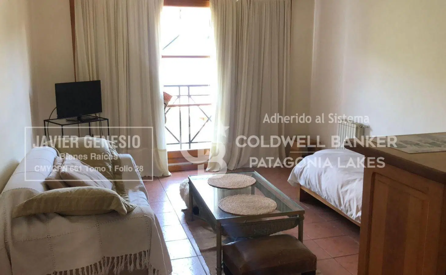 VENTA departamento 38,25m2, en el centro de San Martin de los Andes. 3