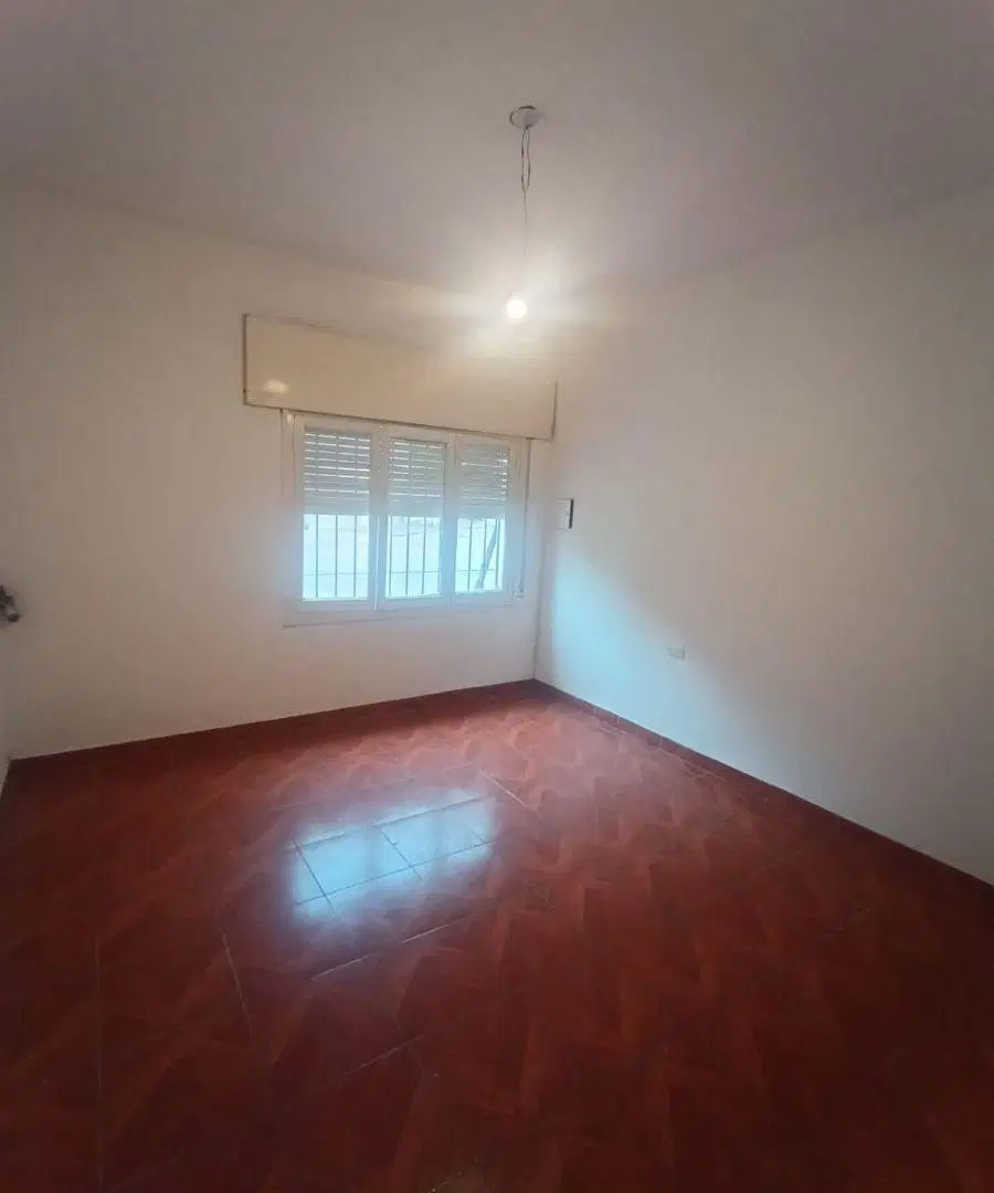 Alquiler - Casa en General Paz de 2 dormitorios 2
