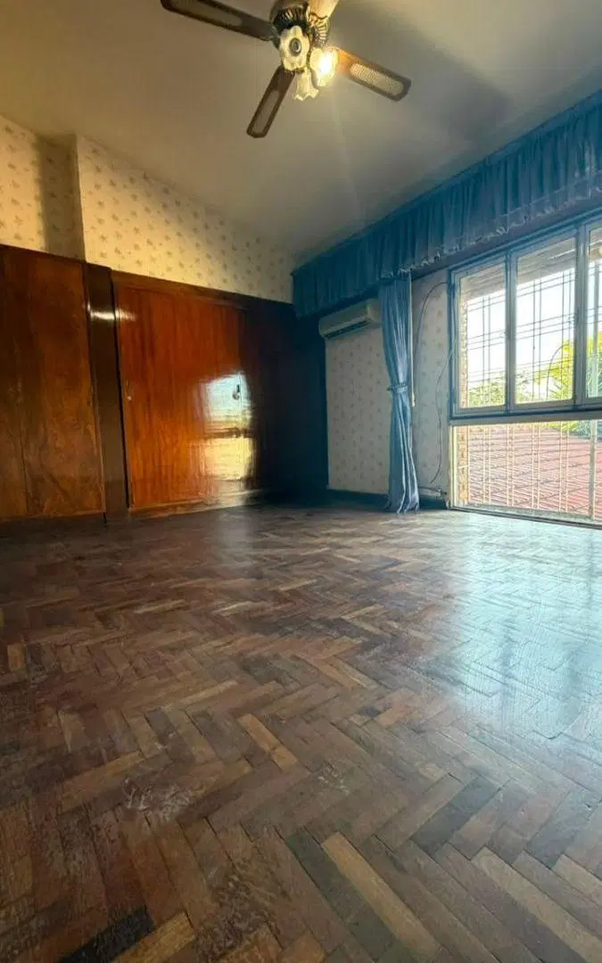 Casa de 3 Dormitorios en venta en Barrio Juniors 8