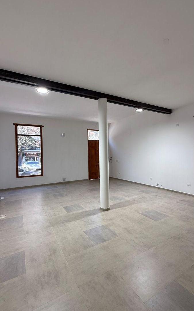 Foto de Alquiler - Salon Apto Gastronomico - Comercial Barrio General Paz, imagen 3