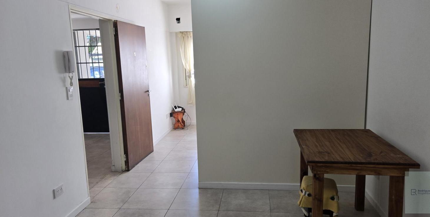 Foto de Monoambiente Divisible Apto Profesional en Alquiler en Florida en, imagen 1