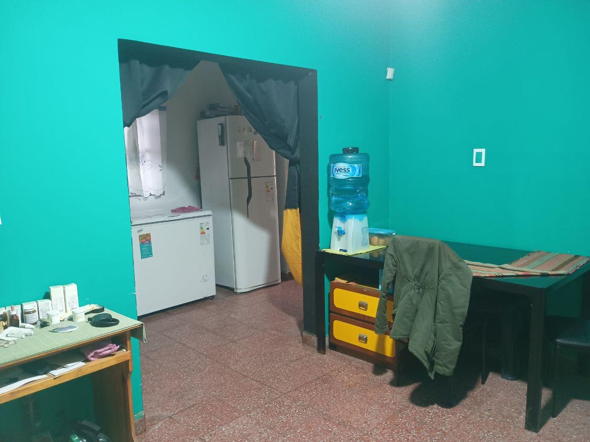 Foto de PH DE 3 AMBIENTES EN VENTA, DE 60M2 EN MORENO CENTRO, URGENTE!!!!, imagen 2