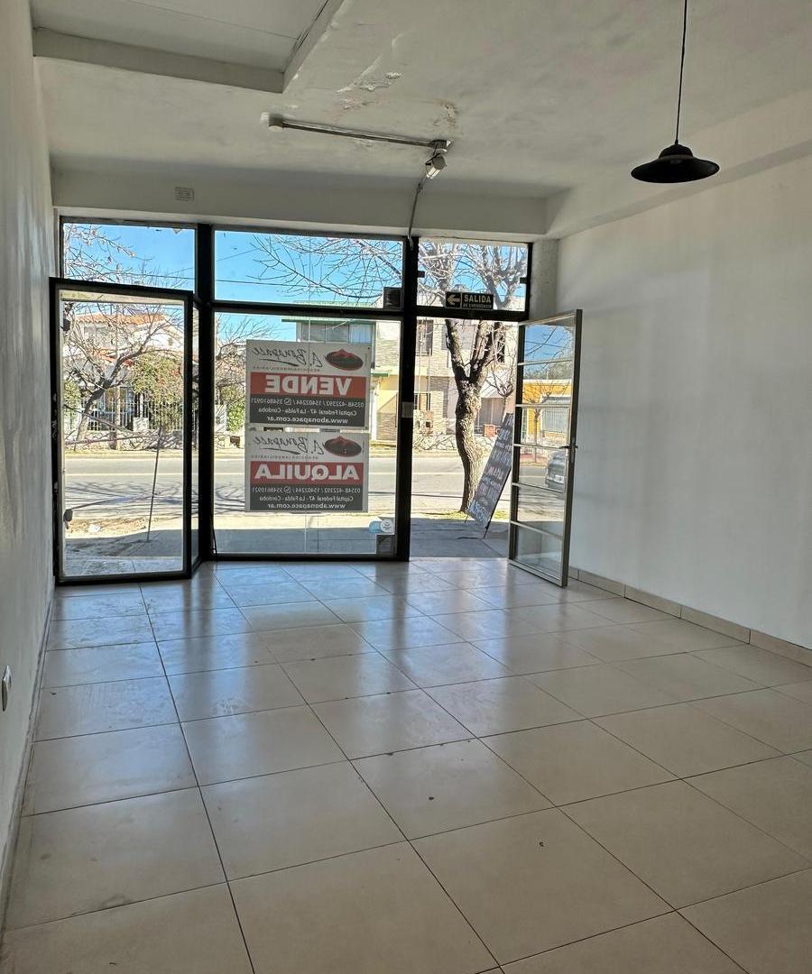 Foto de Local comercial sobre Ruta 38 La Falda, imagen 5