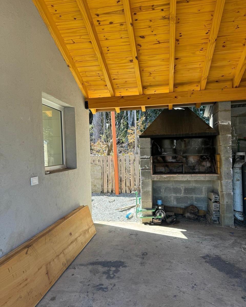 Venta de Inmueble a Estrenar de 3 Ambientes - Villa La Angostura Barrio Norte 5
