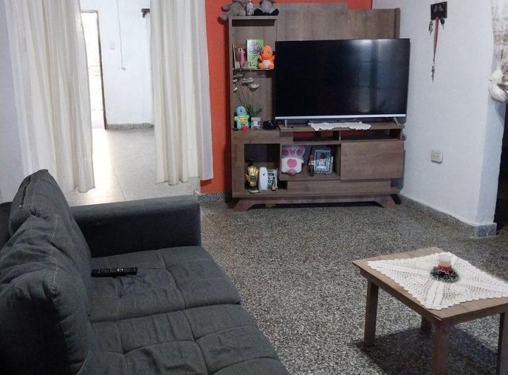 CASA EN VENTA EN ZONA SUR DE GOYA 3