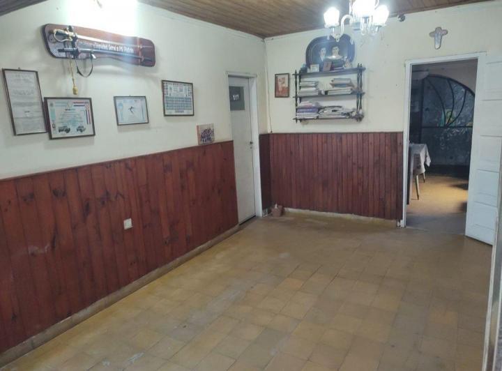 Excelente Casa, Sobre Calle Ferré(Céntrica) 4