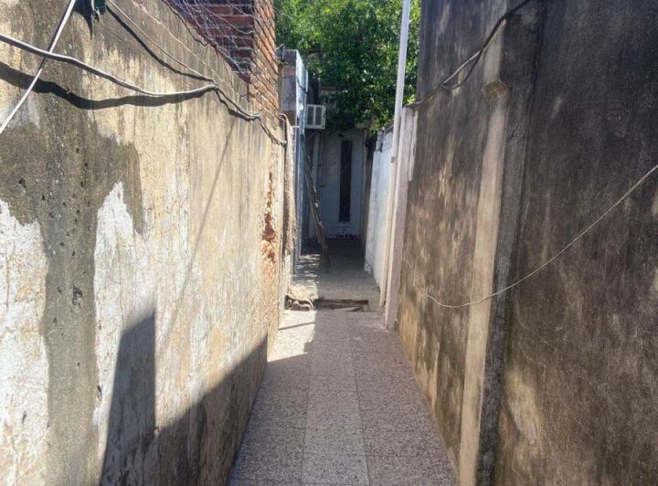 Casa en Venta a Restaurar, Colon 1846 2