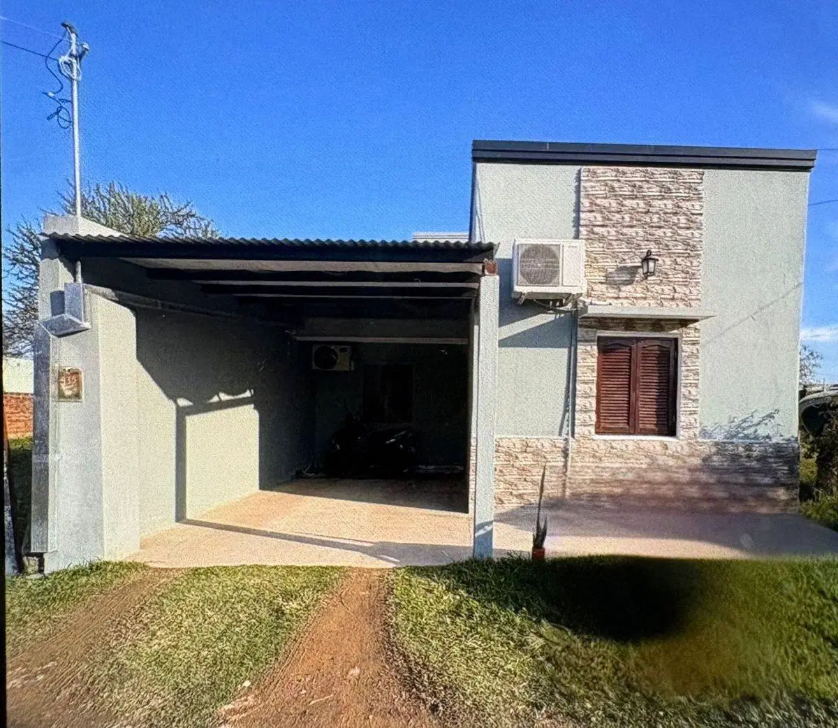Casa en Pasaje O. Alemis a 30 mTs de Avenida Perón 5