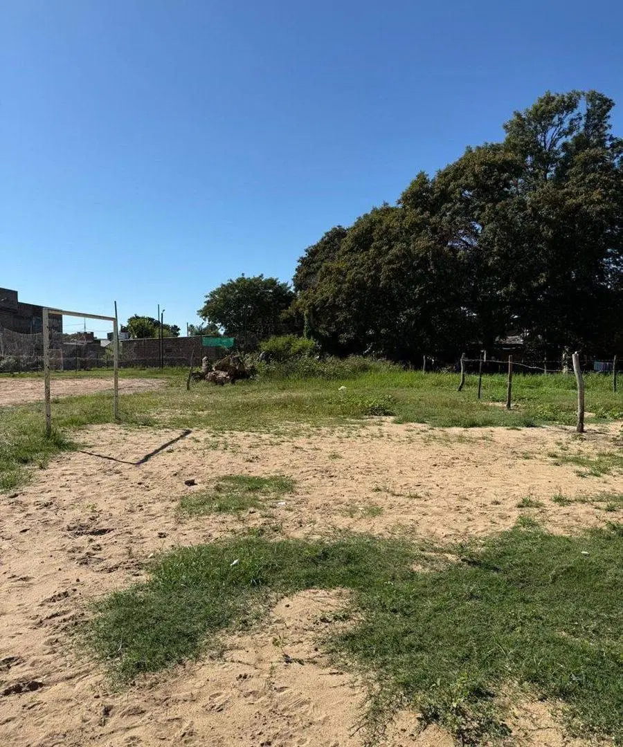 TERRENO DE 338 M2 EN VENTA CALLE VENEZUELA GOYA 2