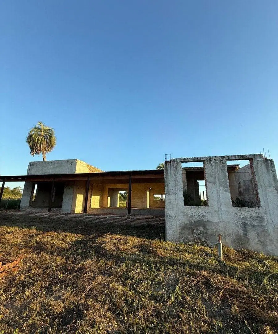 Casa a terminar en venta Colonia Carolina Goya 5