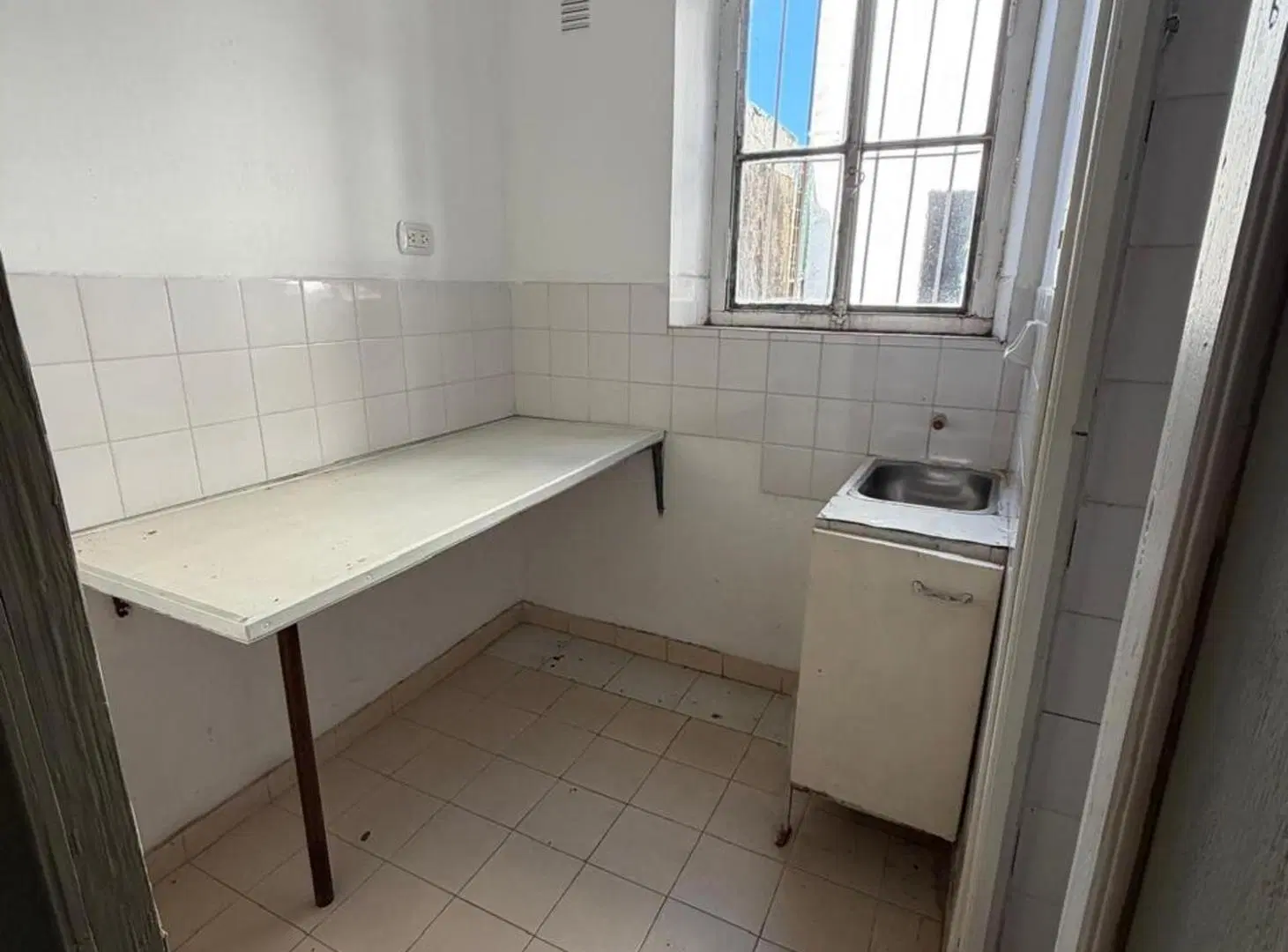 Alquiler Oficina / Consultorio / Estetica 2