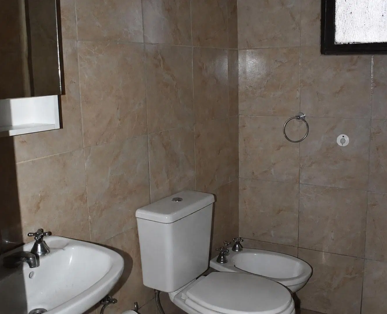 CASA EN VENTA. BARRIO 9 DE JULIO. Goya Corrientes 5