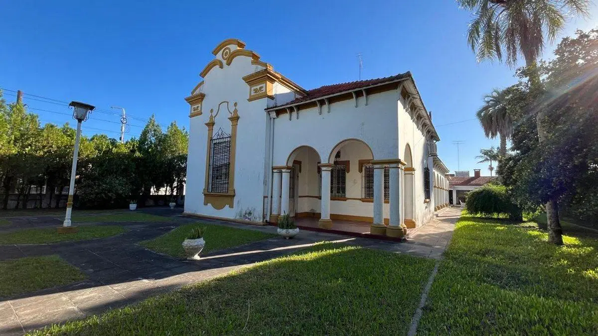 Casona Patrimonial en Venta en Centro de Goya 2
