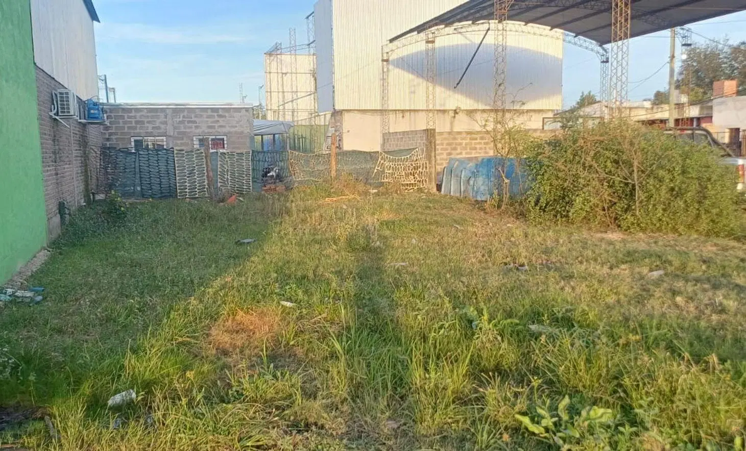 Terreno en Venta de 250m² Cerca al Hospital, Goya 5