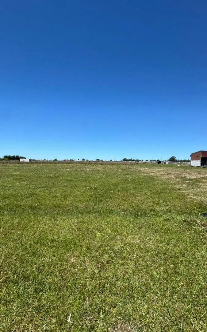 Lote en venta sobre ruta en Cnia. Carolina 2