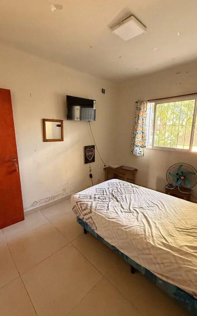 CASA EN VENTA EN ZONA NORTE A 30M DE LA AV ALEM 5