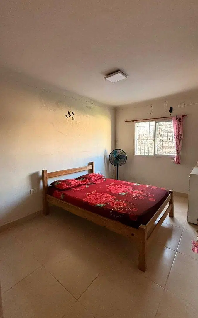CASA EN VENTA EN ZONA NORTE A 30M DE LA AV ALEM 8