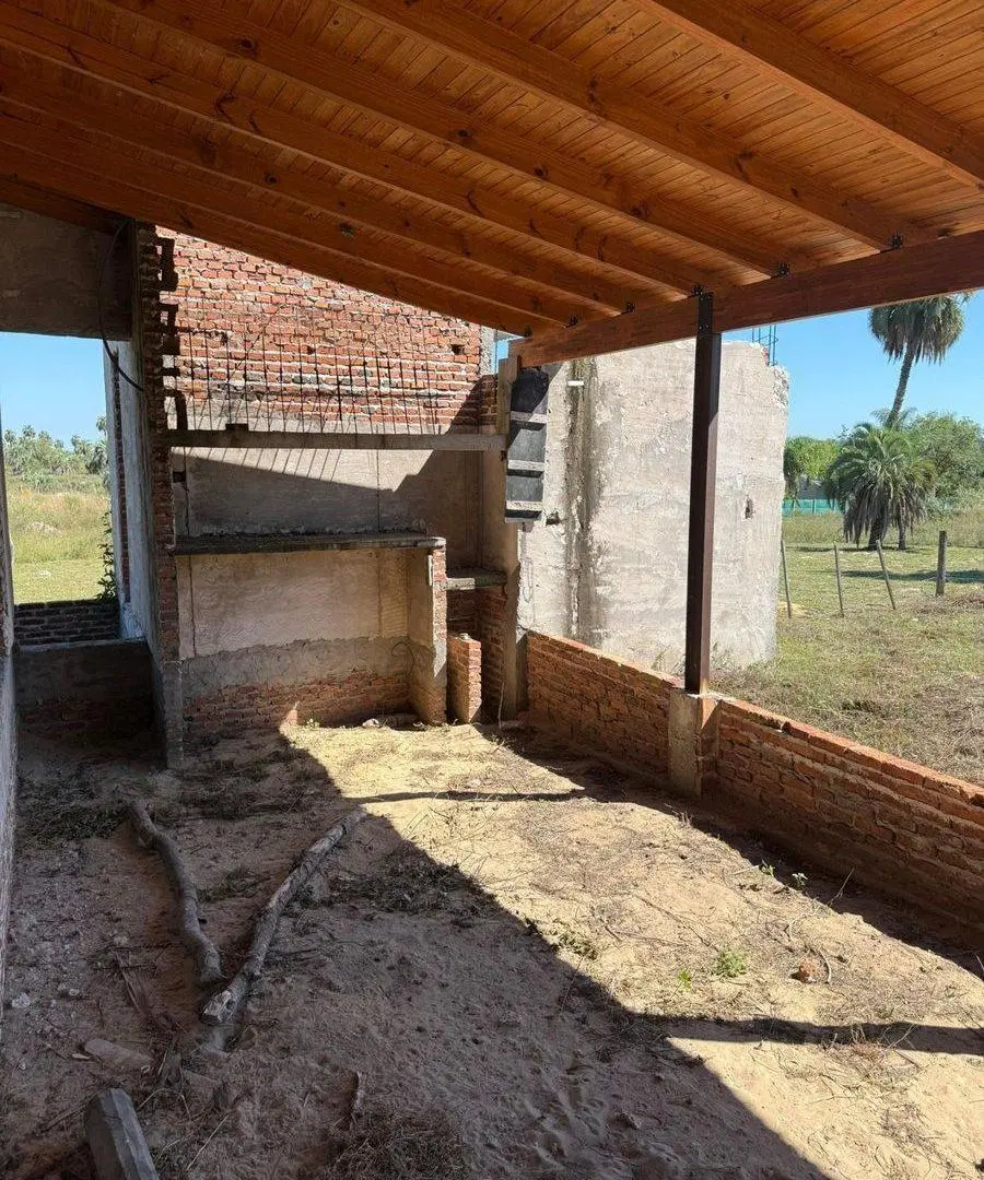 Casa a terminar en venta Colonia Carolina Goya 4