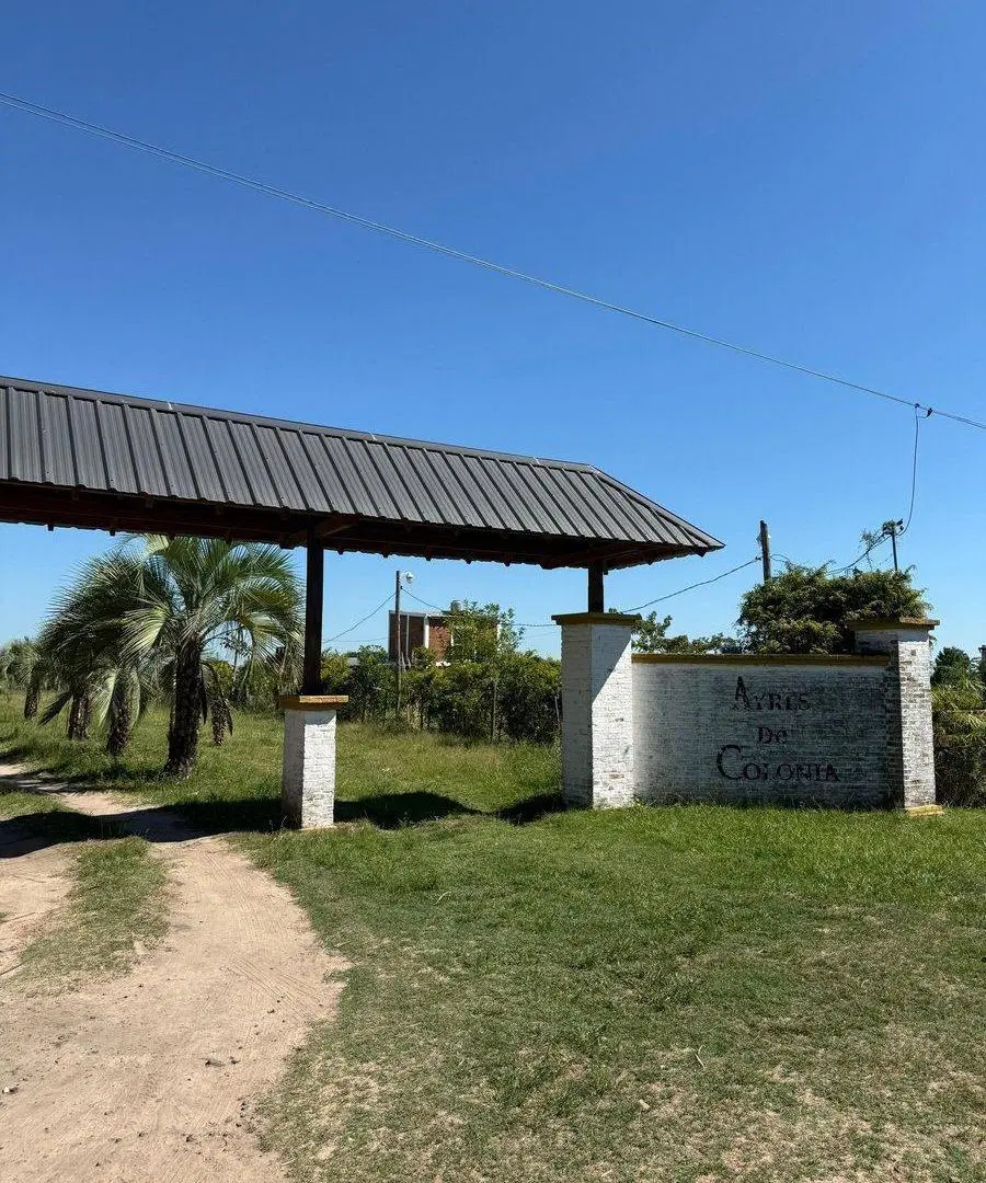 Casa a terminar en venta Colonia Carolina Goya 5