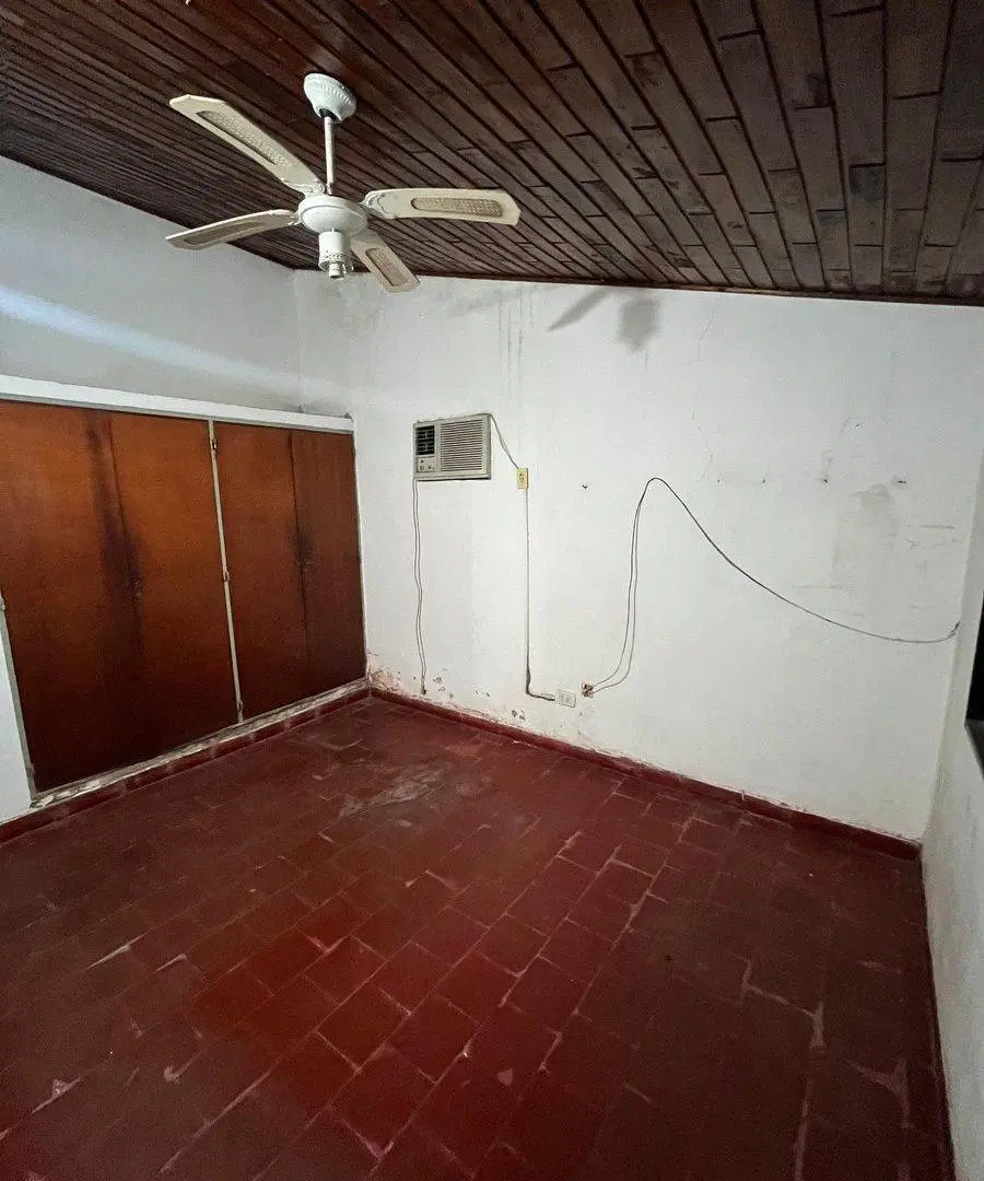 CASA EN VENTA EN BARRIO PANDO, ZONA SUR GOYA 8
