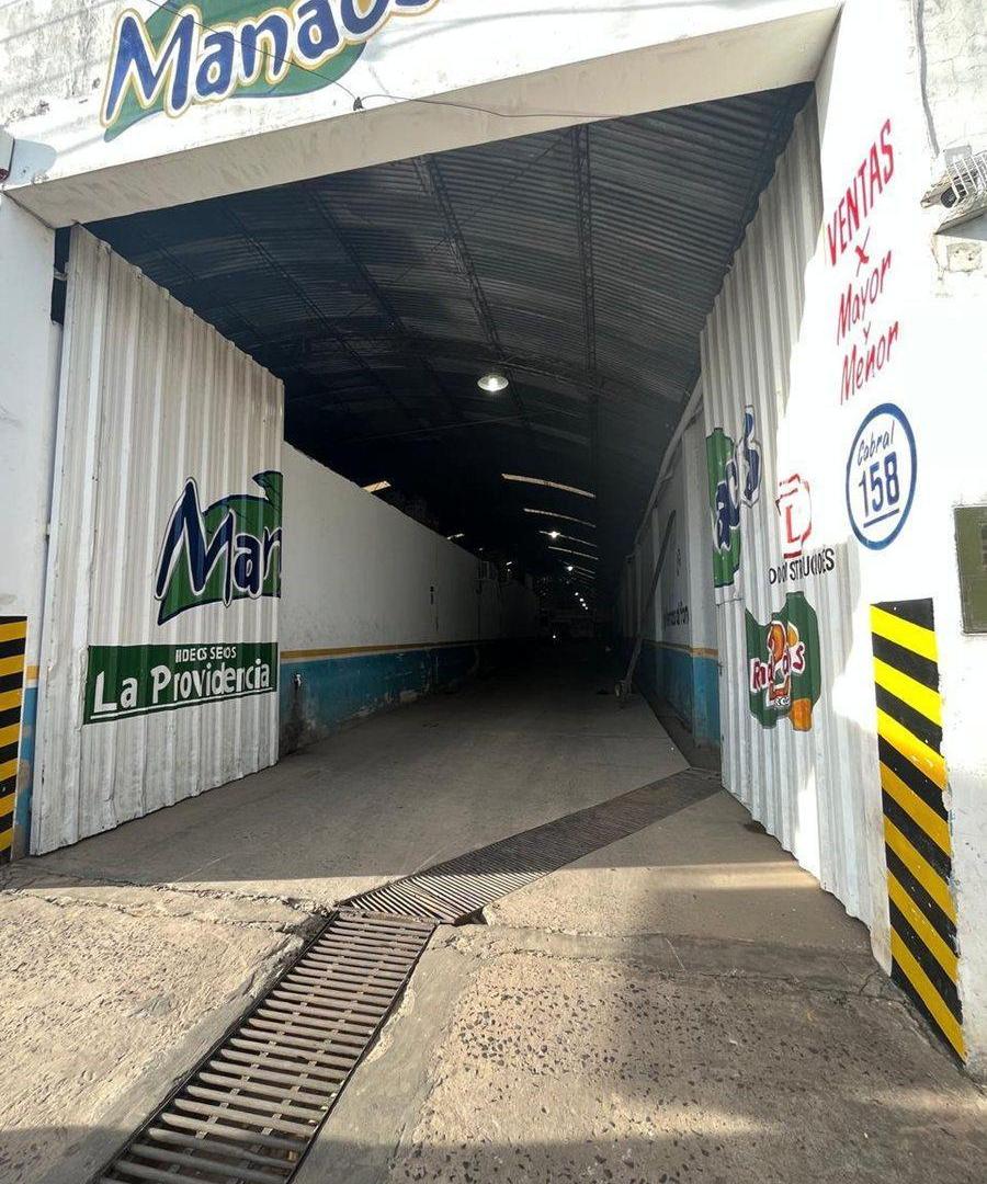Foto de GALPON EN VENTA. 582,56 m² . FINANCIA 50%, imagen 3
