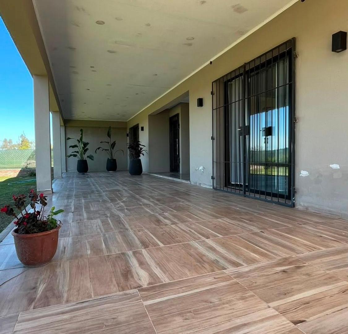 Foto de Casa en Carolina - A 1 cuadra de plaza principal, imagen 4
