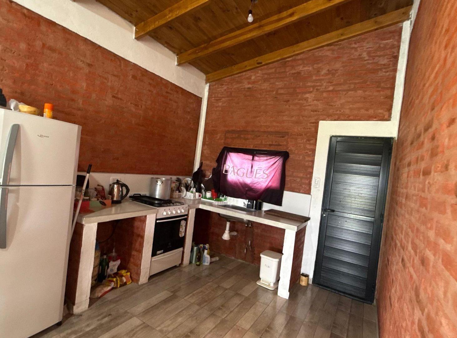 Foto de CASA EN VENTA EN CECILIO ECHEVARRIA, imagen 5