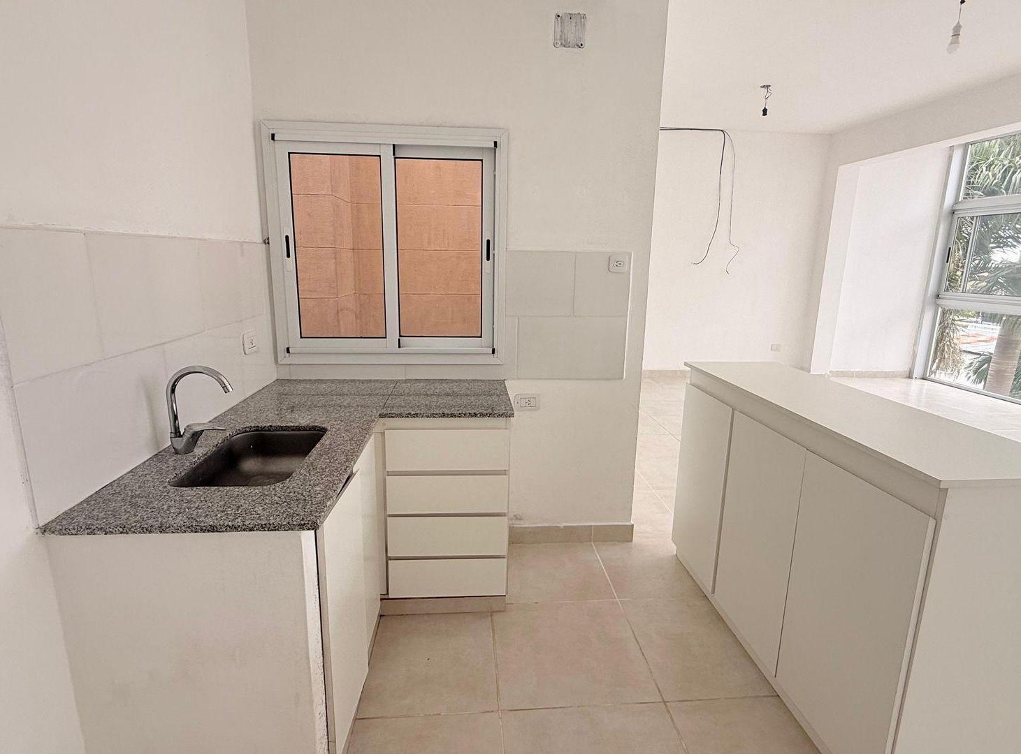 Foto de DEPARTAMENTO EN ALQUILER ZONA CENTRICA GOYA CTES, imagen 5