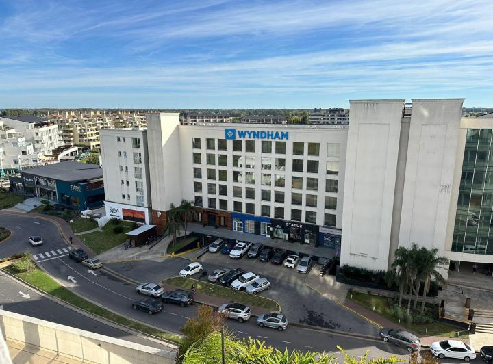 Oficina en venta | Estudios de la Bahia Grande, Nordelta. 4