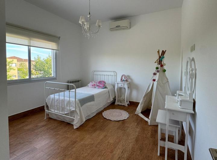 Casa en venta y alquiler temporal 4 dormitorios  a la Laguna / San Francisco, Villa Nueva Benavidez 2