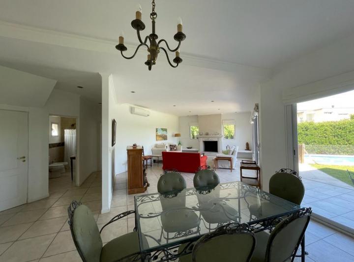 Casa  5 dormitorios con pileta y jardin ALQUILER TEMPORAL  y ANUAL | El Canton - Norte | Escobar 4