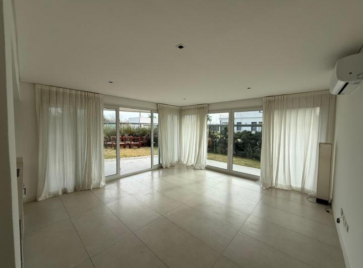 Depto en venta / alquiler de 2 ambientes c/jardin | La Balconada - Barrio Los Castaños | Nordelta 3