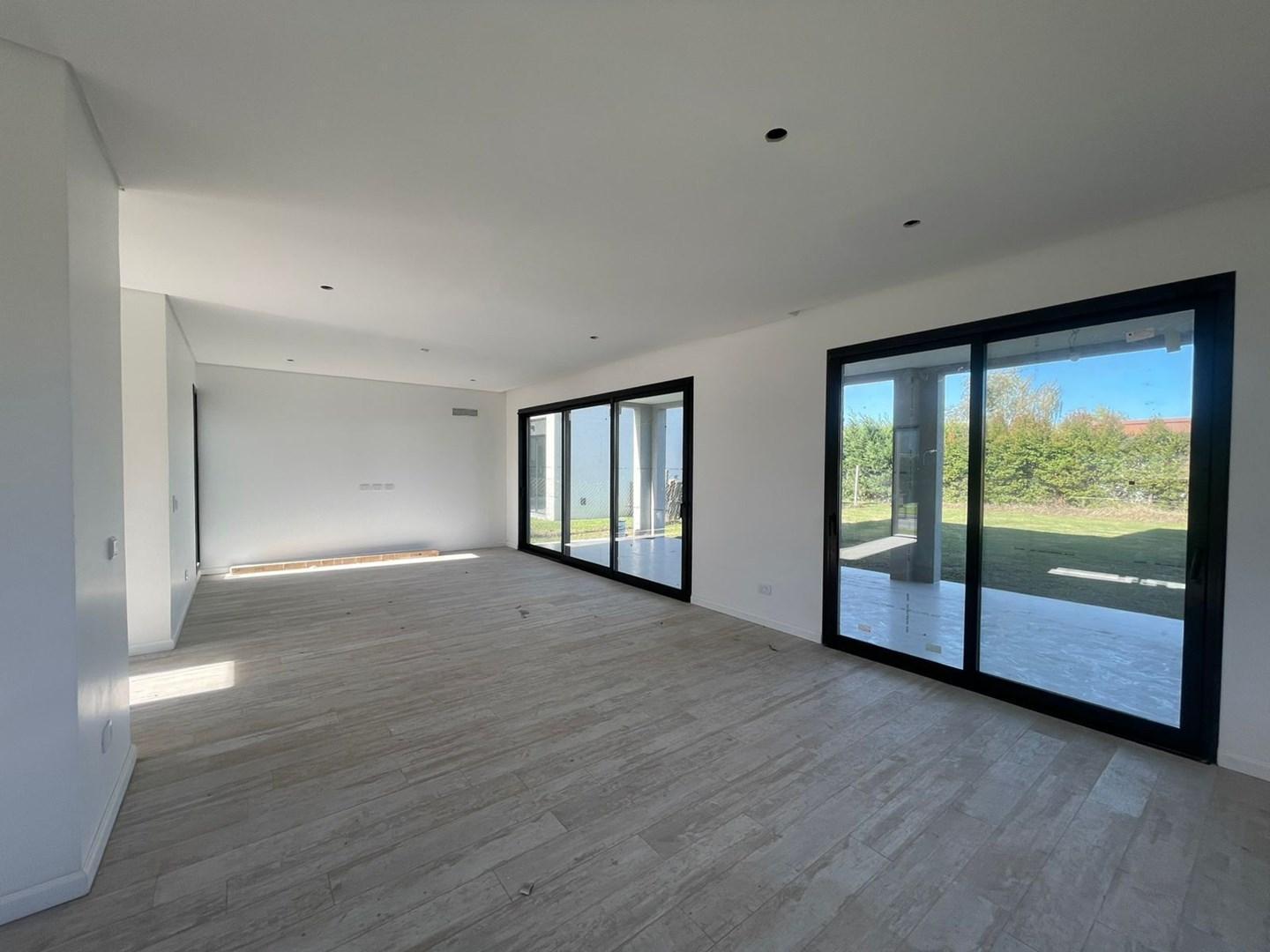 Foto de Casa Chalet en Alquiler en Vila Marina I, Villanueva, Tigre, imagen 3