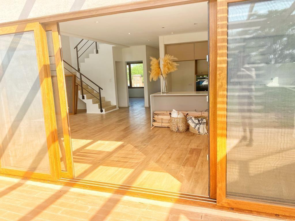 Foto de Casa en Venta en Santa Elena, Pilar del Este, Pilar, imagen 2