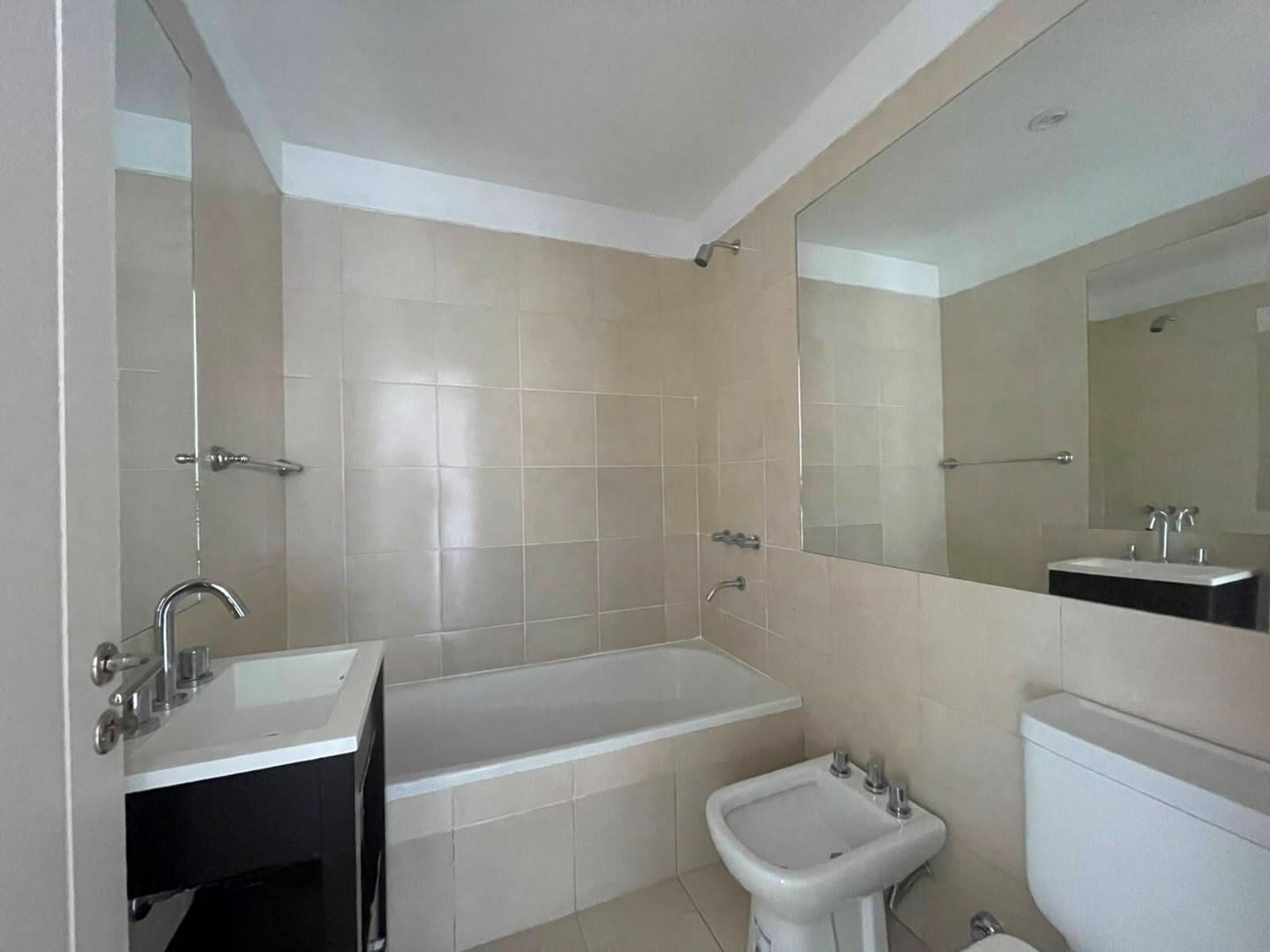 Foto de Departamento en Alquiler en Rincón de Milberg, Tigre, G.B.A. Zona Norte, imagen 1