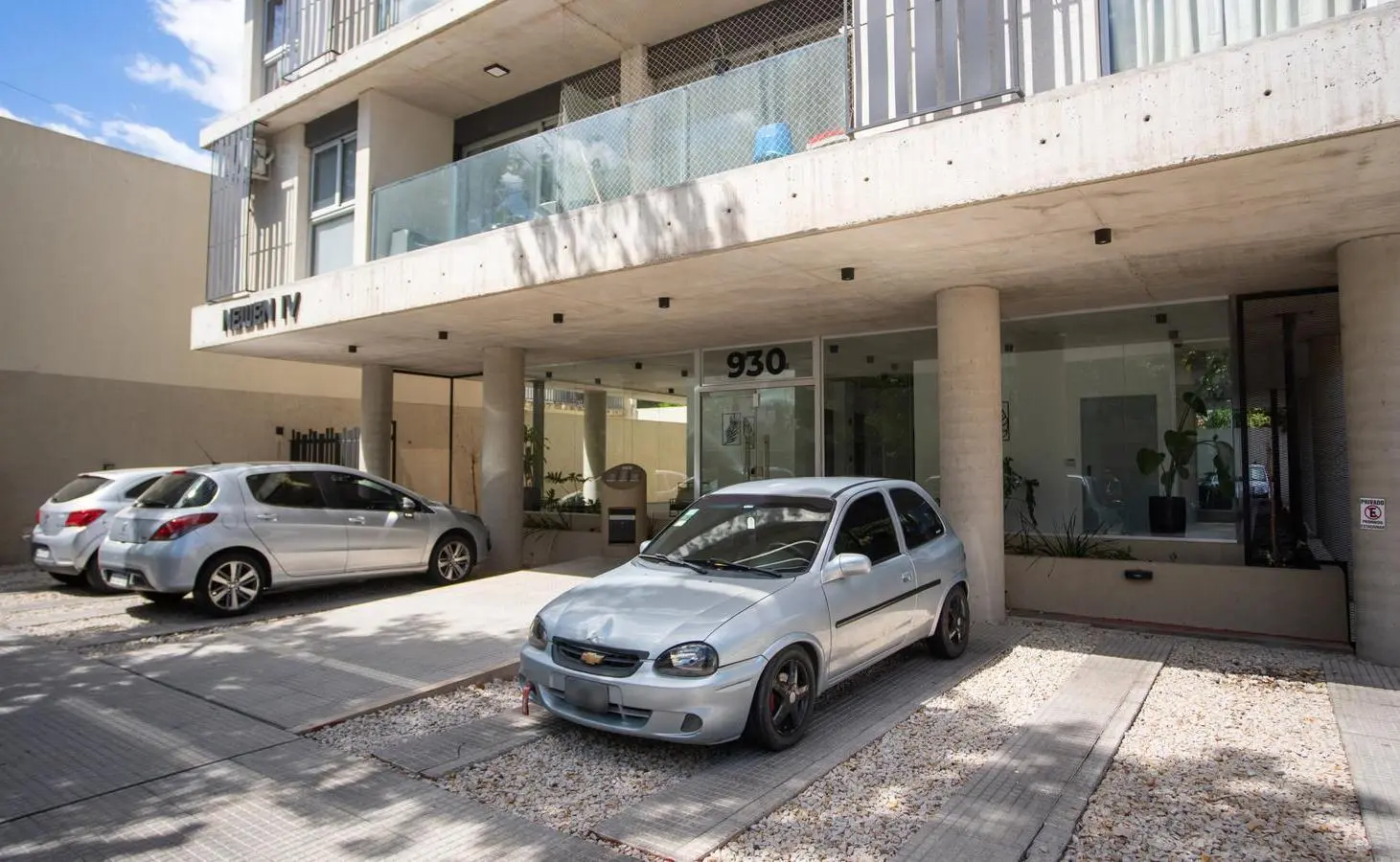 Venta monoambiente con cochera en Ituzaingó. 5