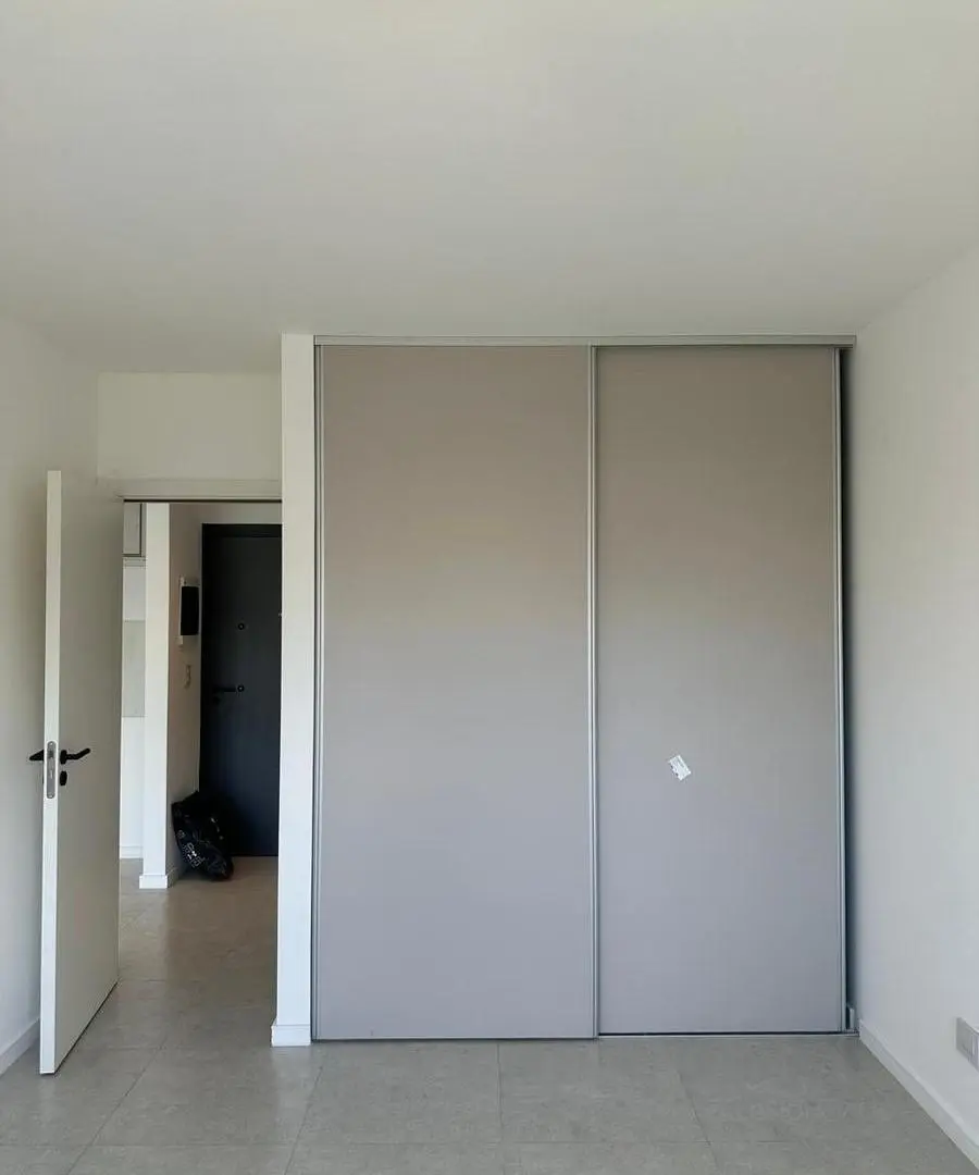 Alquiler departamento 2 ambientes con balcón en Vilanova Haedo. 2