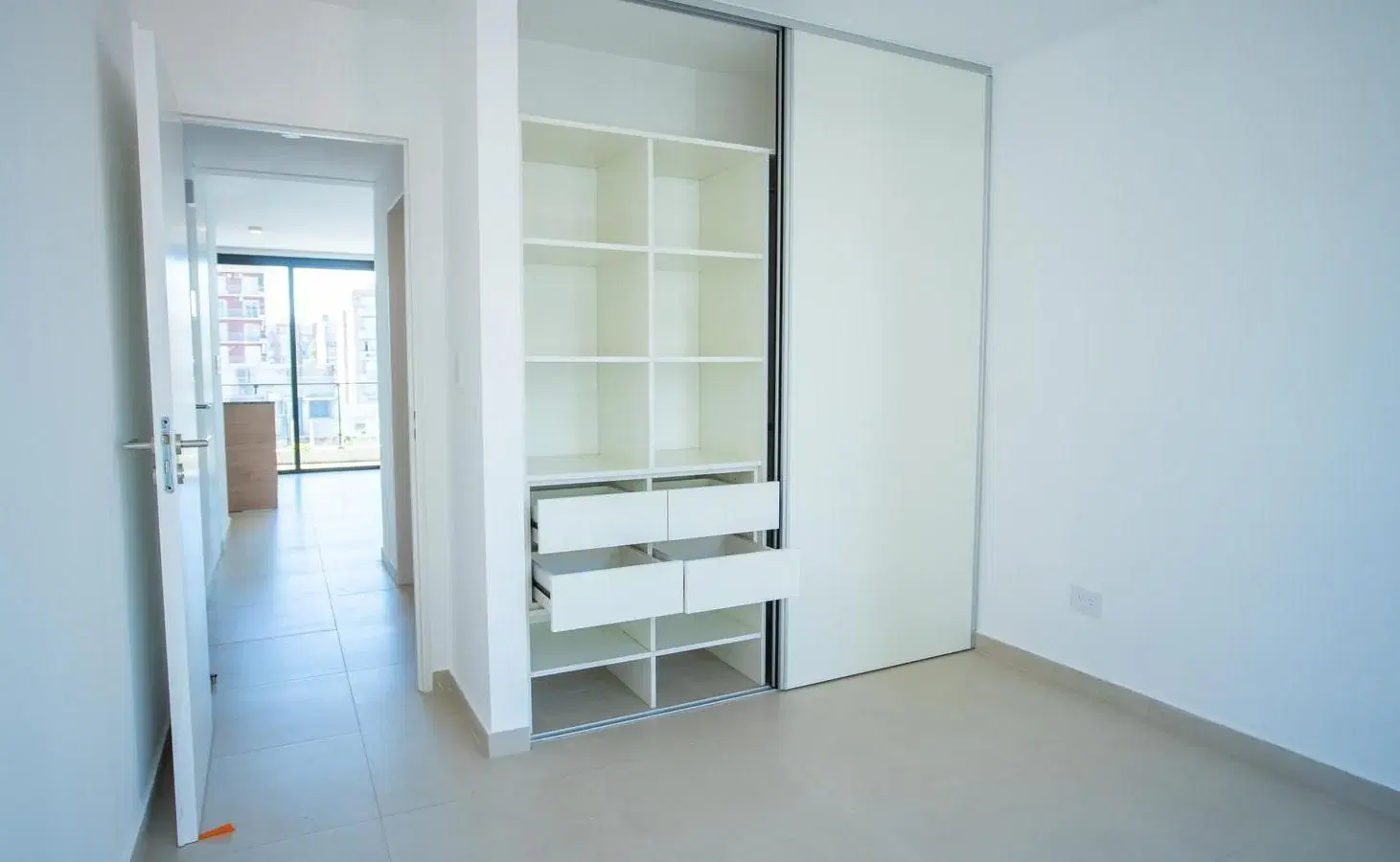 Venta Departamento 2 ambientes a Estrenar en Morón Sur (5°A) 5