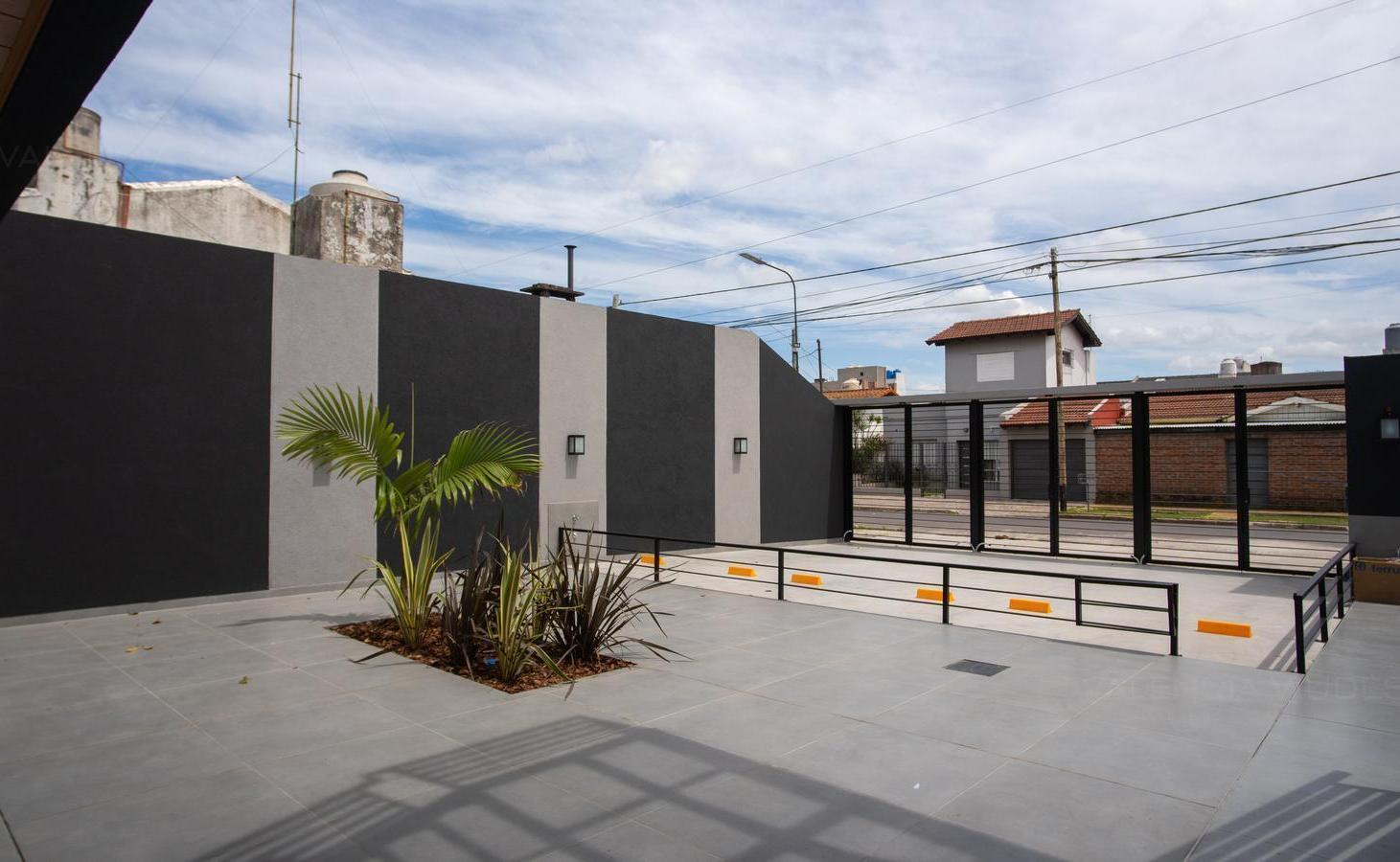 Departamento en  Venta 3 ambientes en Villa Luzuriaga de Pozo (PB A)