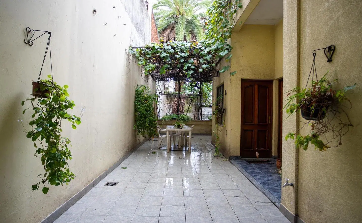 Venta Casa 4 ambientes con jardín en el centro de San Justo. 4