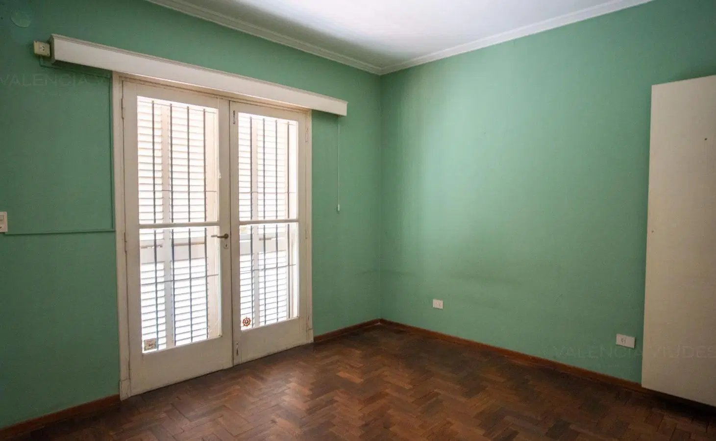 Venta Casa con gran lote en Haedo Norte. 4