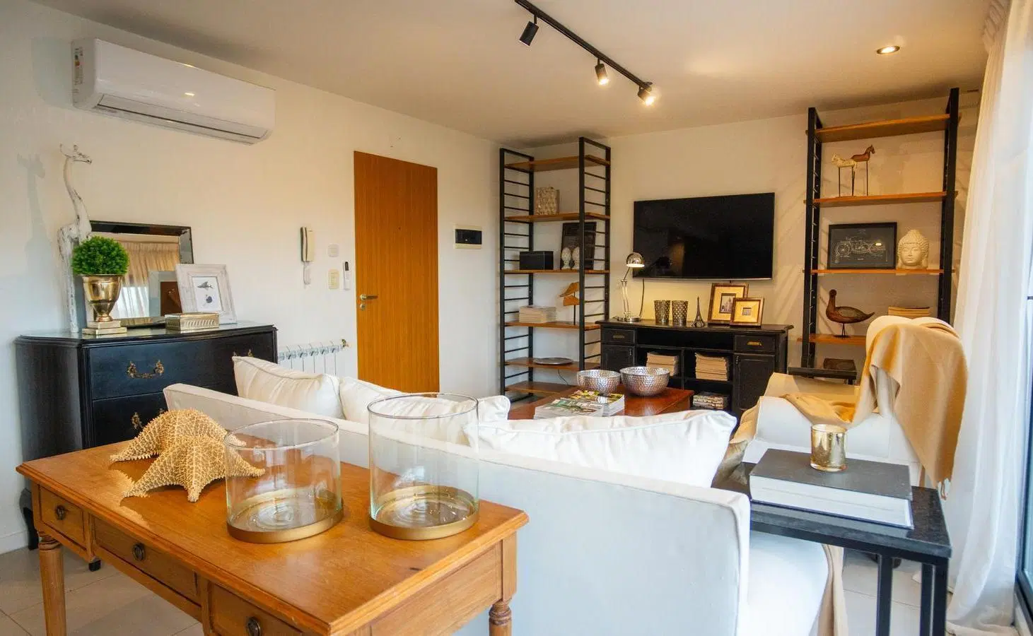 Departamento de Categoria de 3 ambientes en Haedo Sur. 3