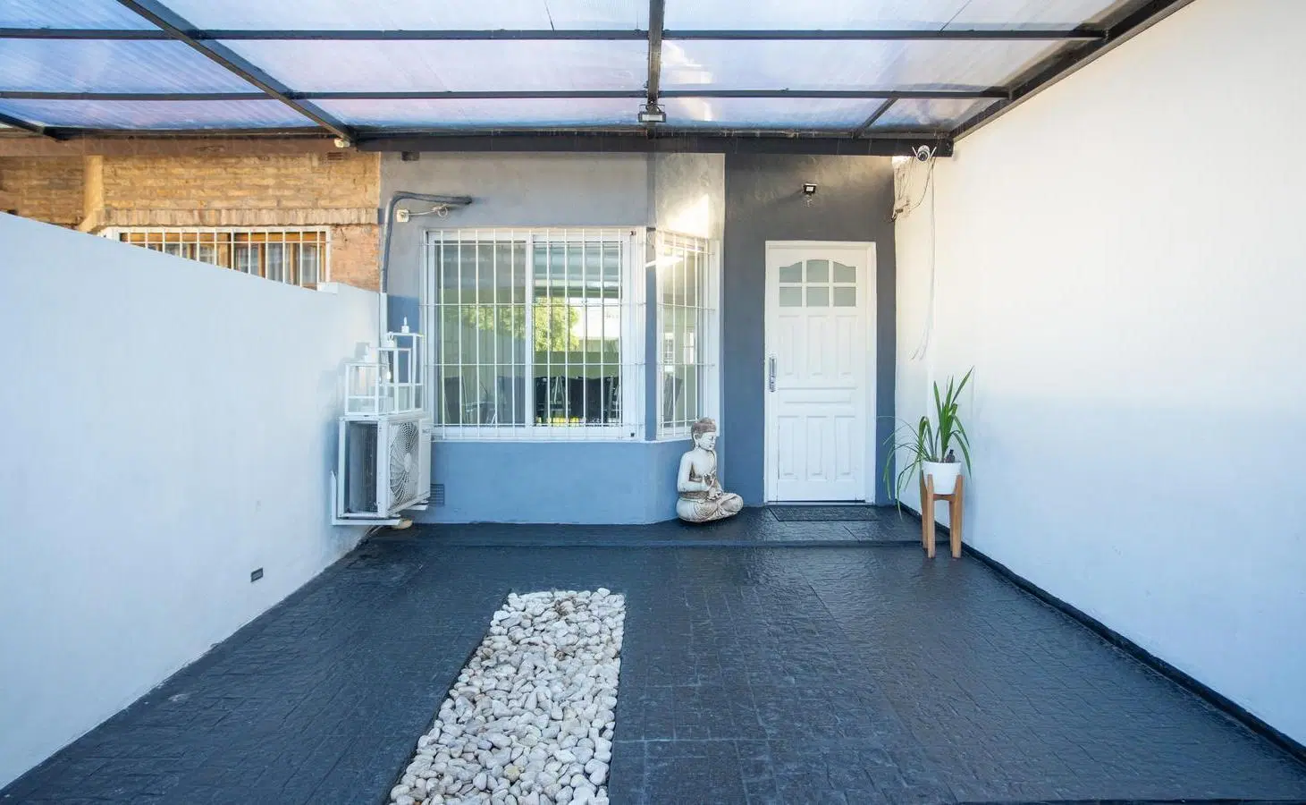 Venta dúplex 3 ambientes con patio, parrilla y cochera en El Palomar. 5