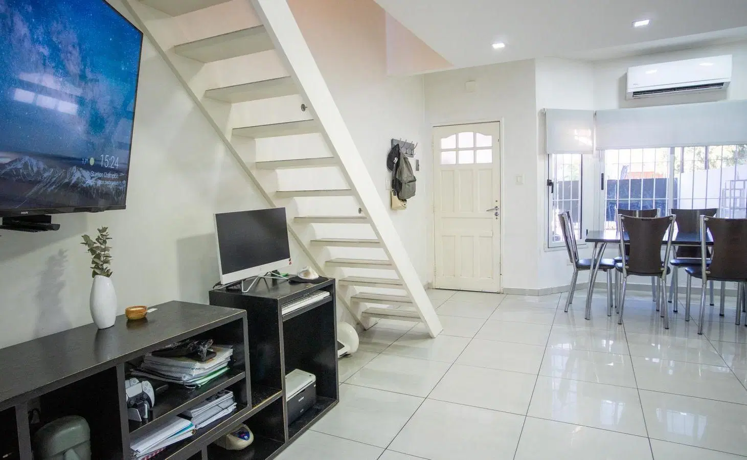 Venta dúplex 3 ambientes con patio, parrilla y cochera en El Palomar. 2